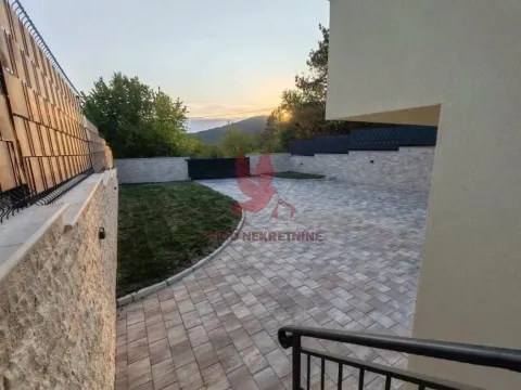 Prodaja, kuća, 184m², Mladenovac, Beograd - image 8