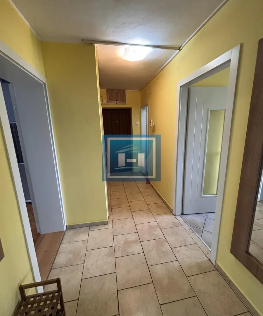 Prodaja, trosoban stan, 73m², Centar, Jagodina