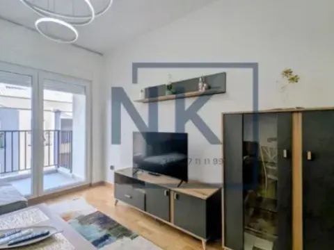 Izdavanje, dvosoban stan, 68m², Stara Varoš, Podgorica - image 5