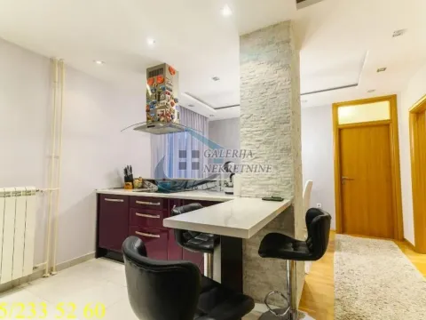 Prodaja, trosoban stan, 92m², Vidikovački venac, Rakovica - image 8