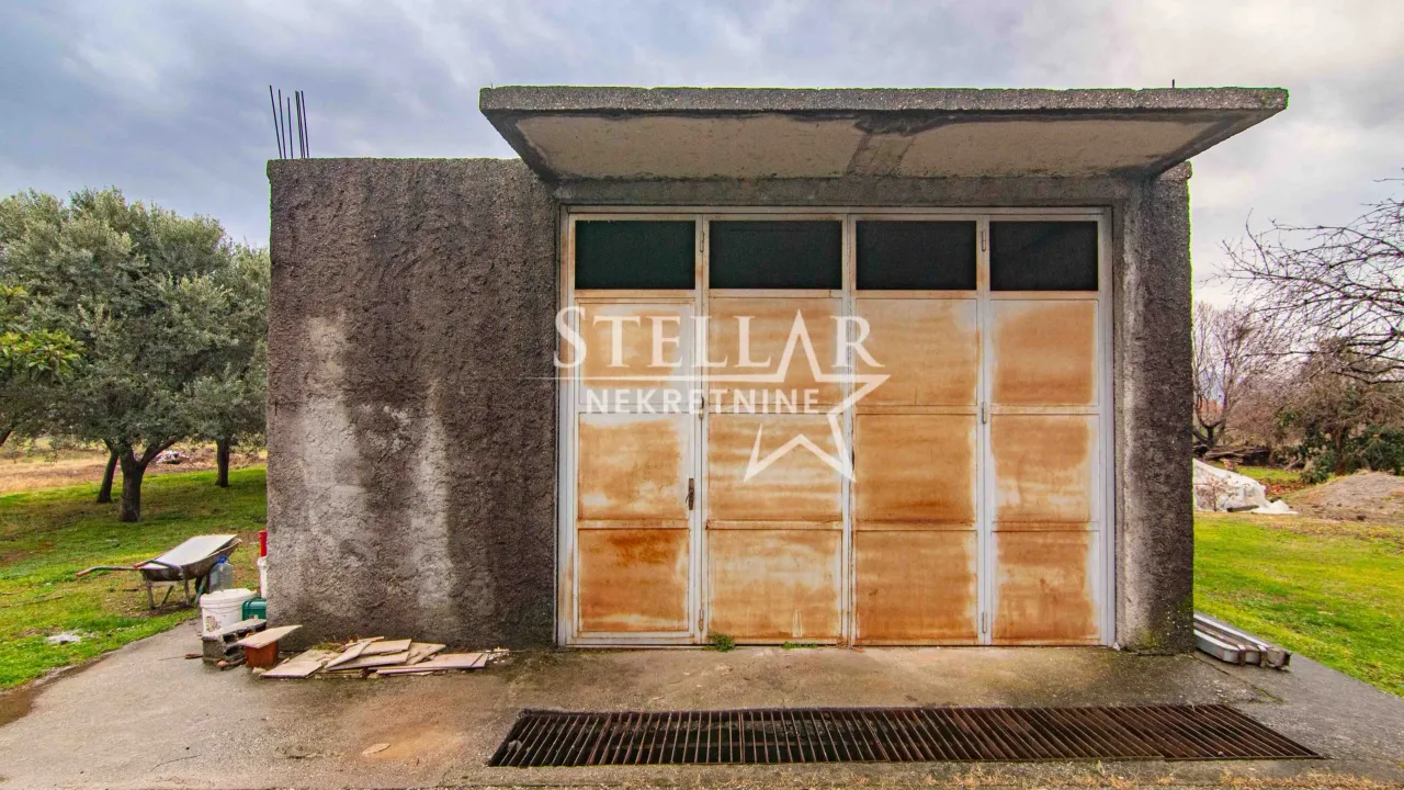 Rent, office space, 150m², Dajbabe, Podgorica