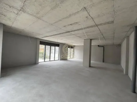 Prodaja, poslovni prostor, 95m², Centar, Kragujevac - image 11