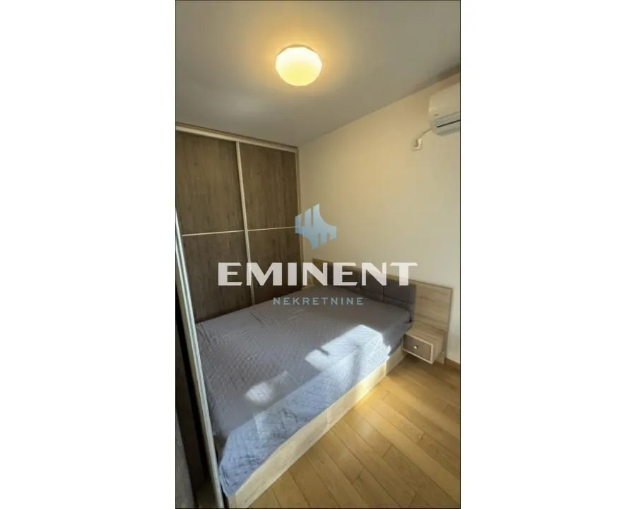 Rent, two bedroom apartment, 38m², Zemun Gornji Grad, Zemun Sve Podlokacije