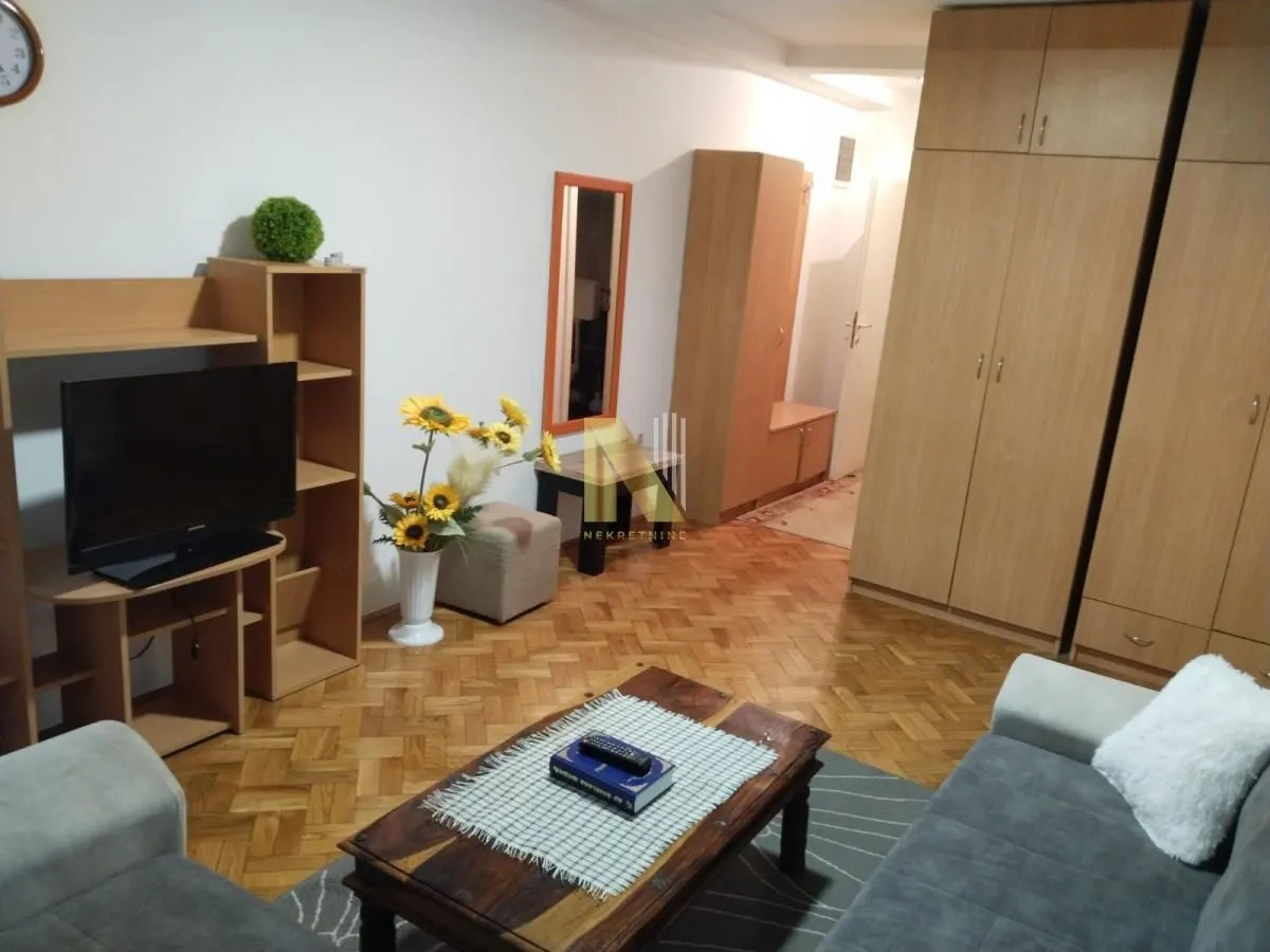 Prodaja, jednosoban stan, 31m², Sajmište, Novi Sad