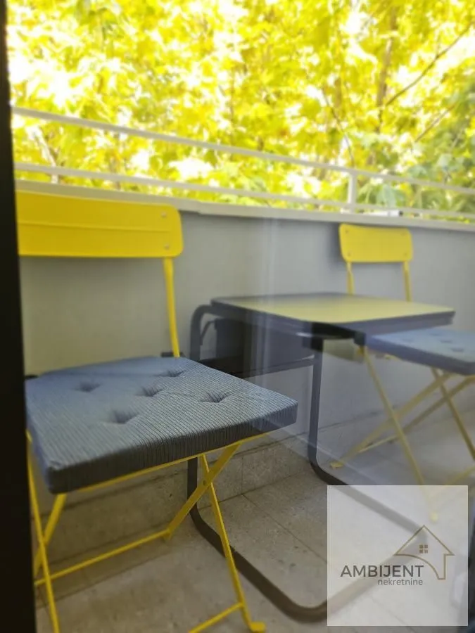 Izdavanje, jednosoban stan, 32m², Stari Grad, Beograd