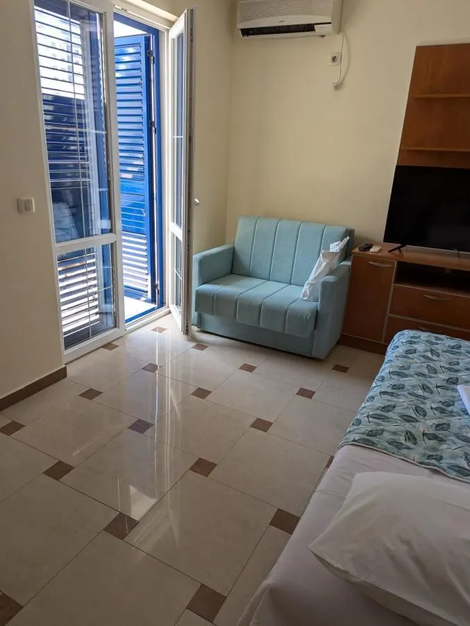 Prodaja, jednosoban stan, 45m², Rafailovići, Budva