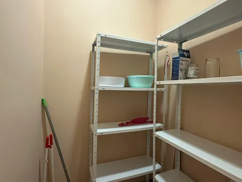 Izdavanje, trosoban stan, 130m², Centar, Tivat - image 17