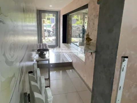 Sale, office space, 54m², Vračar Hram, Vračar Sve Podlokacije - image 2