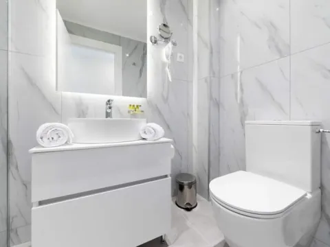 Sale, hospitality venue, 2800m², Danilovgrad, Crna Gora - image 40