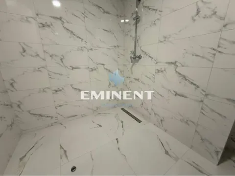 Prodaja, četvorosoban stan, 134m², Zemun Gornji Grad, Zemun Sve Podlokacije - image 12