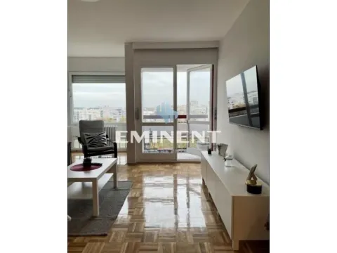 Izdavanje, trosoban stan, 67m², Novi Beograd Blok 23, Novi Beograd Sve Podlokacije - image 3