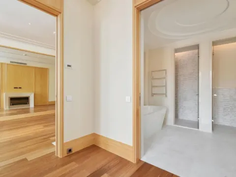 Prodaja, jednosoban stan, 77m², Porto Montenegro, Tivat - image 12