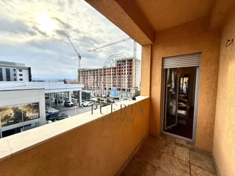 Izdavanje, dvosoban stan, 90m², Stari Aerodrom, Podgorica - image 9