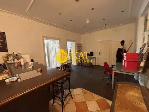Rent, three bedroom apartment, 70m², Stari Grad, Beograd - image 5