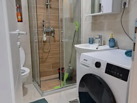 Izdavanje, dvosoban stan, 45m², Pantelej, Niš - image 12