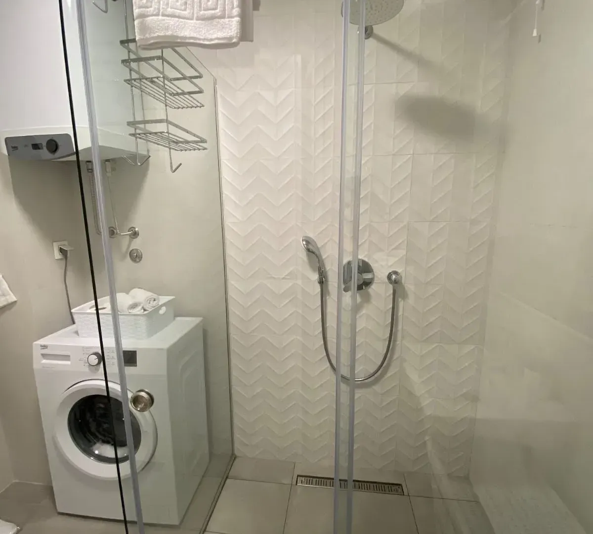Izdavanje, garsonjera, 36m², Centar, Bar