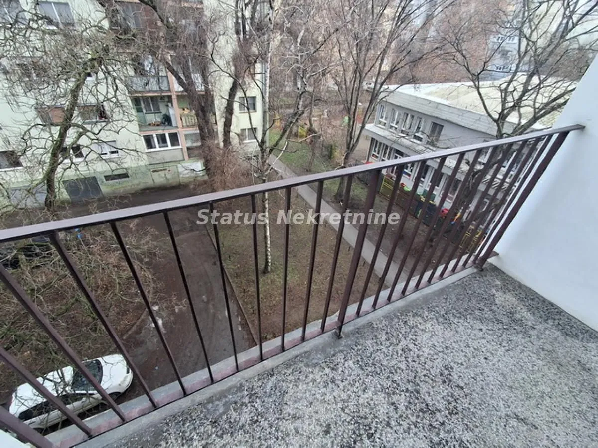 Izdavanje, dvosoban stan, 54m², Železnička Stanica, Novi Sad Sve Podlokacije