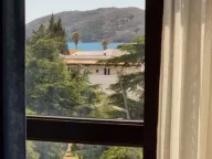 Rent, one bedroom apartment, 55m², Bulevar, Budva - image 7