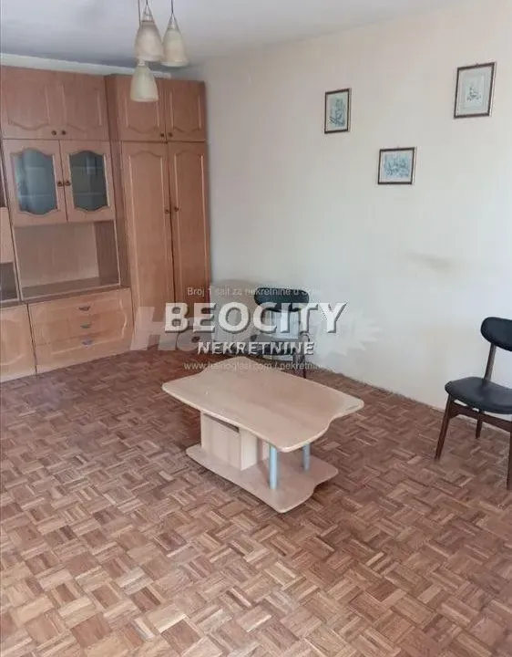Prodaja, dvosoban stan, 62m², Resnik, Beograd