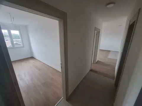Prodaja, dvosoban stan, 58m², Salajka, Novi Sad Sve Podlokacije - image 6