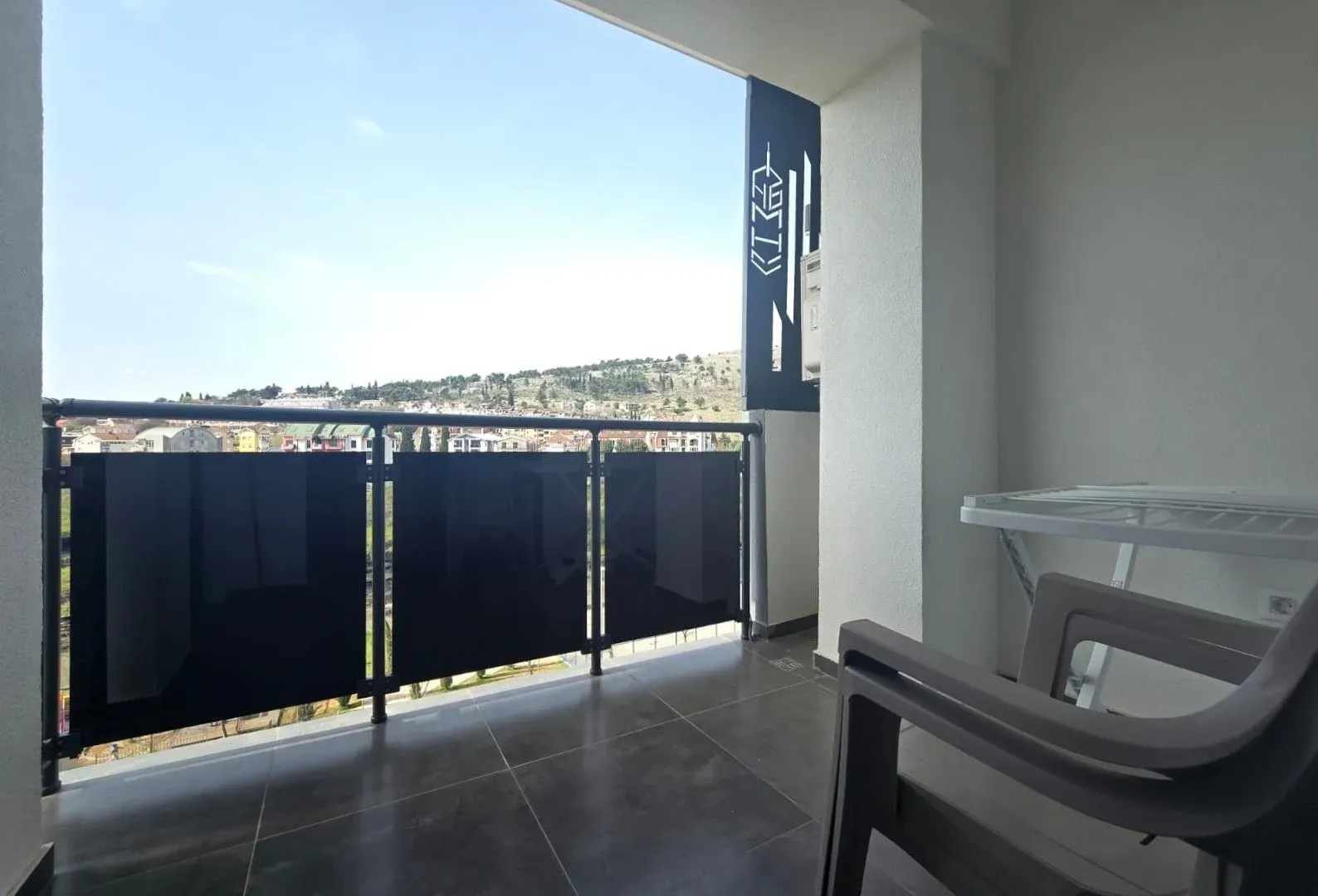 Izdavanje, jednosoban stan, 53m², Zagorič, Podgorica