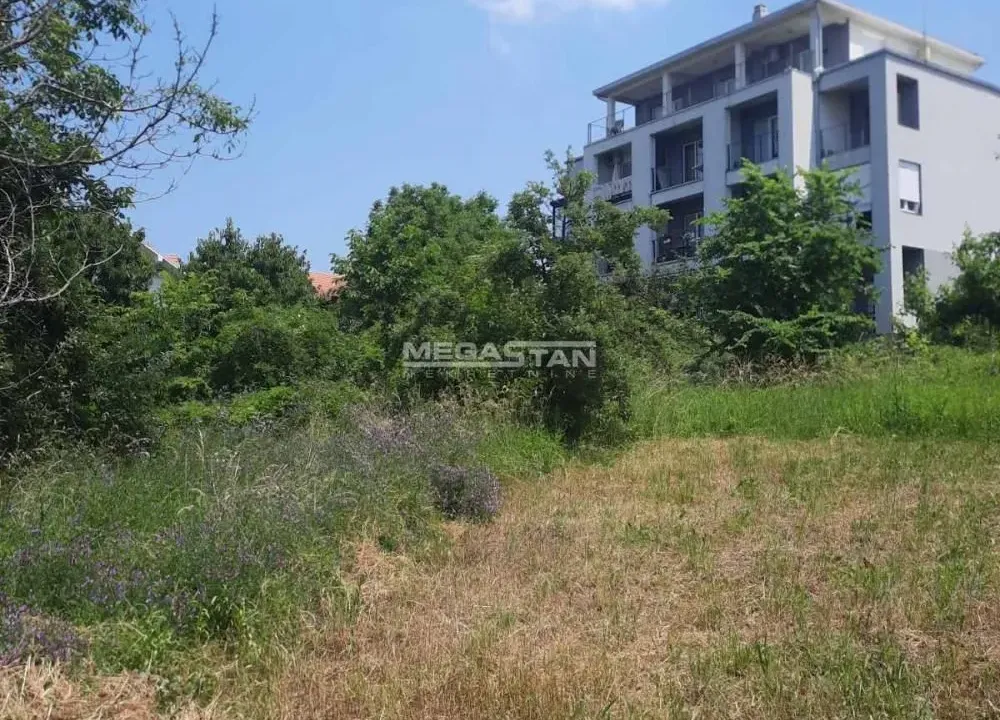 Sale, land lot, 650m², Višnjica, Palilula Sve Podlokacije