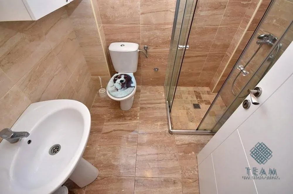 Izdavanje, dvosoban stan, 55m², Igalo, Herceg Novi
