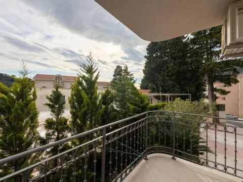 Prodaja, jednosoban stan, 53m², Petrovac, Budva - image 6