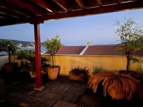 Sale, four bedroom apartment, 379m², Herceg Novi, Crna Gora - image 12