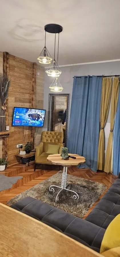 Prodaja, jednosoban stan, 35m², Grbavica, Novi Sad Sve Podlokacije
