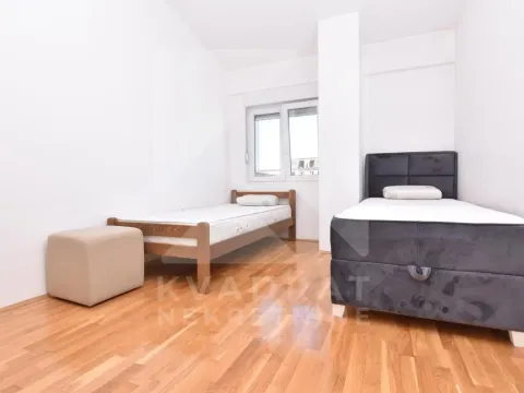 Izdavanje, dvosoban stan, 60m², Ljubović, Podgorica - image 7