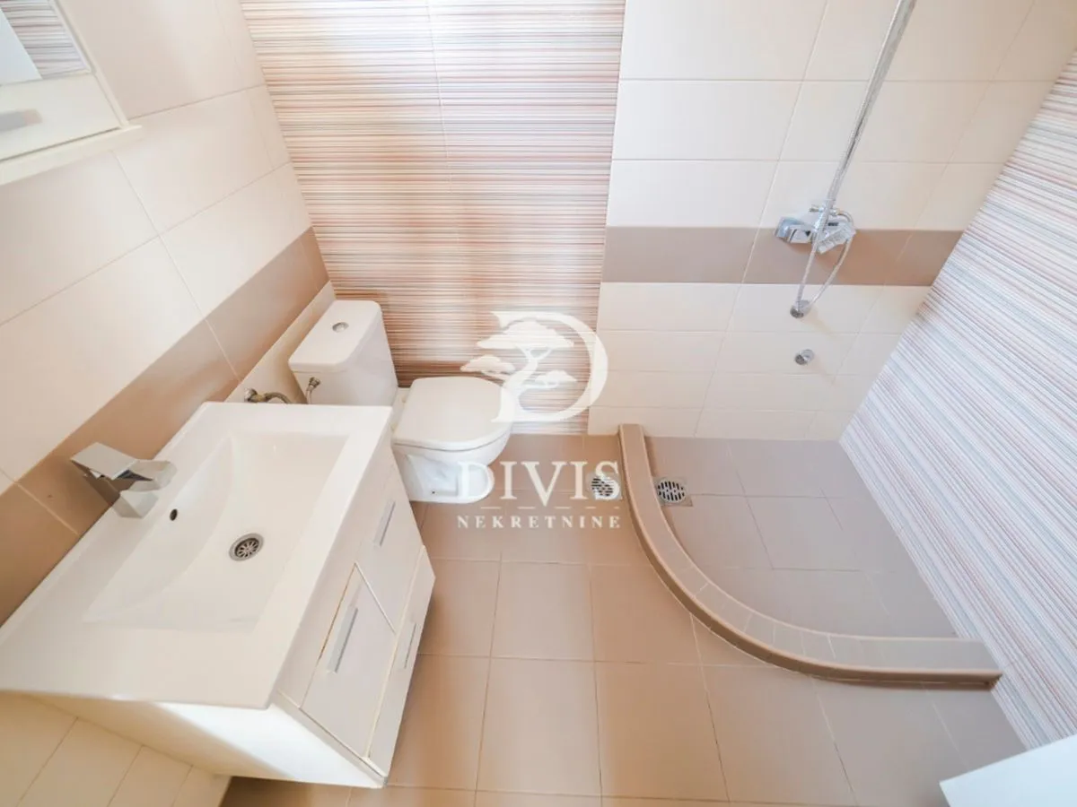 Izdavanje, kuća, 720m², Višnjička Banja, Palilula Sve Podlokacije