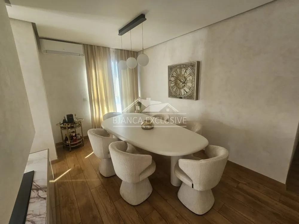 Prodaja, četvorosoban stan, 141m², Novi Beograd Blok 65, Novi Beograd Sve Podlokacije
