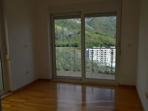 Sale, two bedroom apartment, 72m², Bečići, Budva - image 8