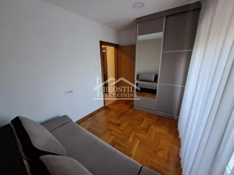 Izdavanje, trosoban stan, 82m², Skojevsko Naselje, Beograd - image 13