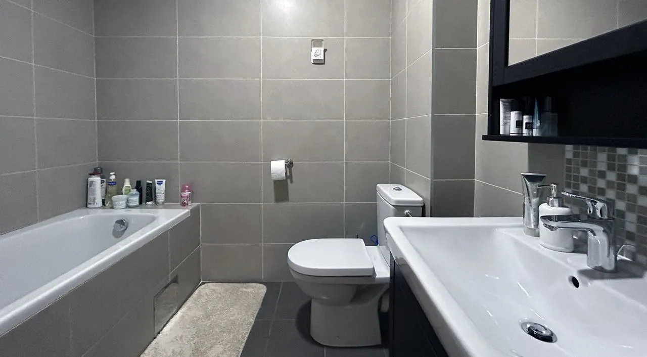 Prodaja, dvosoban stan, 92m², Morinj, Kotor