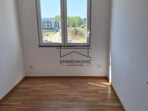 Prodaja, četvorosoban stan, 85m², Mišeluk, Petrovaradin - image 7