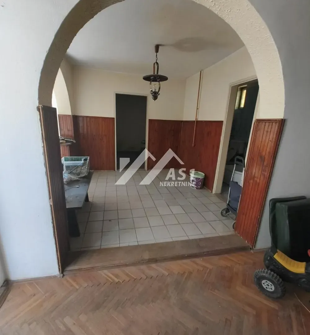Rent, office space, 70m², Adamovićevo Naselje, Novi Sad Sve Podlokacije