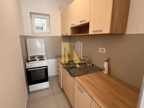 Izdavanje, jednosoban stan, 36m², Rotkvarija, Novi Sad Sve Podlokacije - image 4
