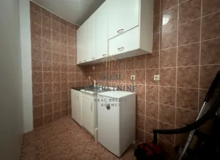 Izdavanje, jednosoban stan, 33m², Centar, Podgorica - image 8