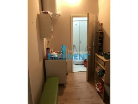 Izdavanje, poslovni prostor, 78m², Vidikovački venac, Rakovica - image 8