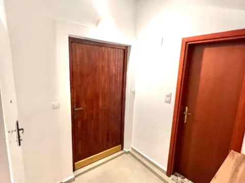 Izdavanje, jednosoban stan, 54m², Kava, Tivat - image 10