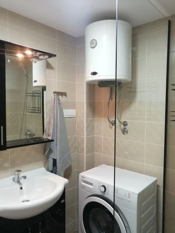 Sale, two bedroom apartment, 58m², Sutomore, Bar