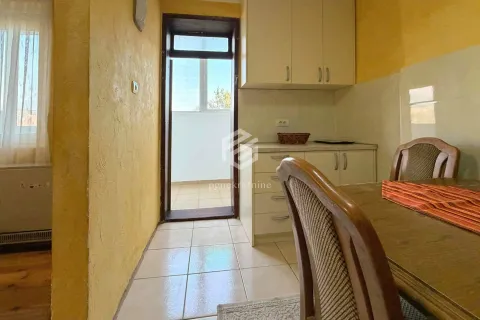 Rent, three bedroom apartment, 90m², Masline, Podgorica - image 6