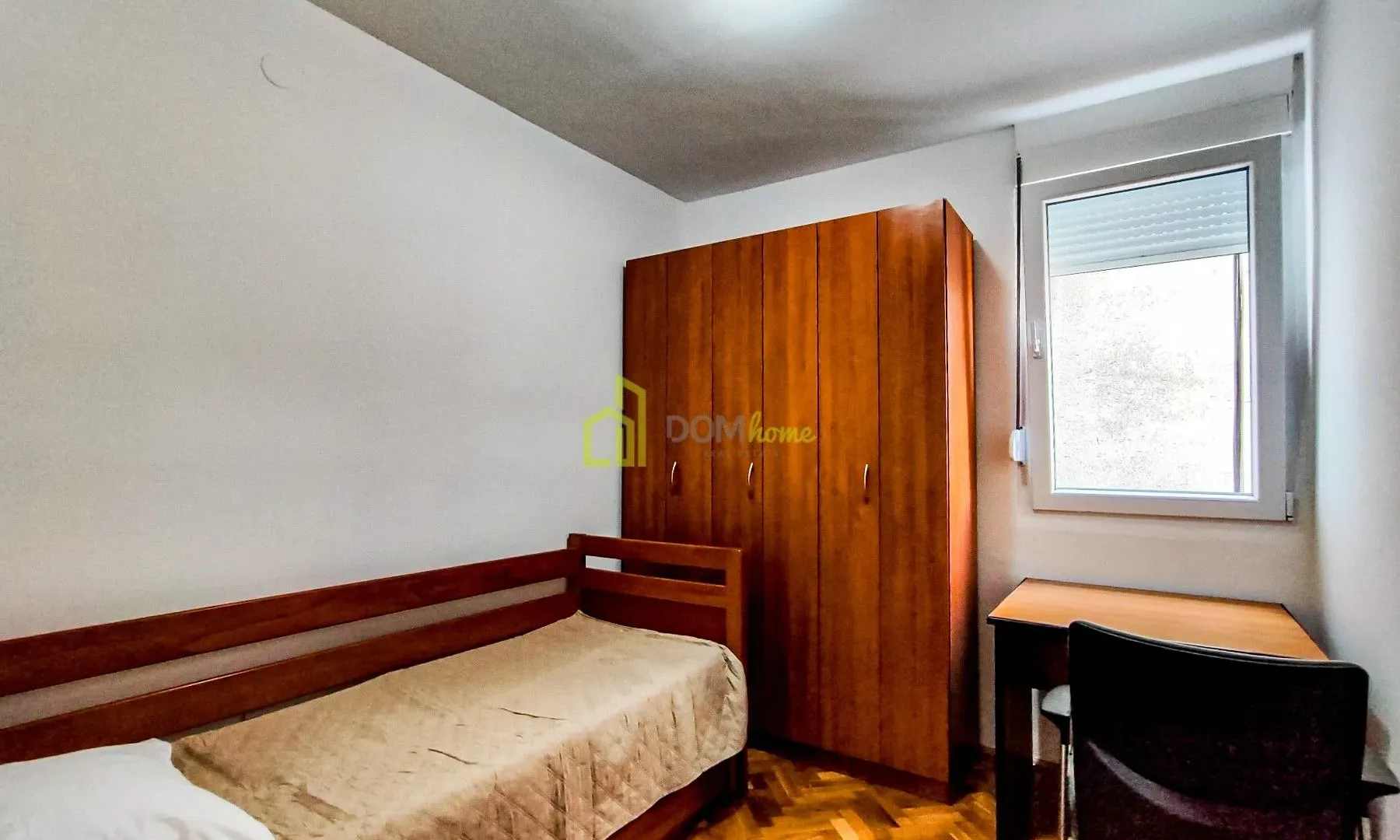 Izdavanje, četvorosoban stan, 95m², Blok 6, Podgorica