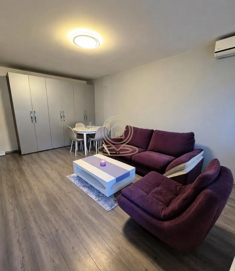 Rent, two bedroom apartment, 42m², Novi Beograd Blok 4, Novi Beograd Sve Podlokacije