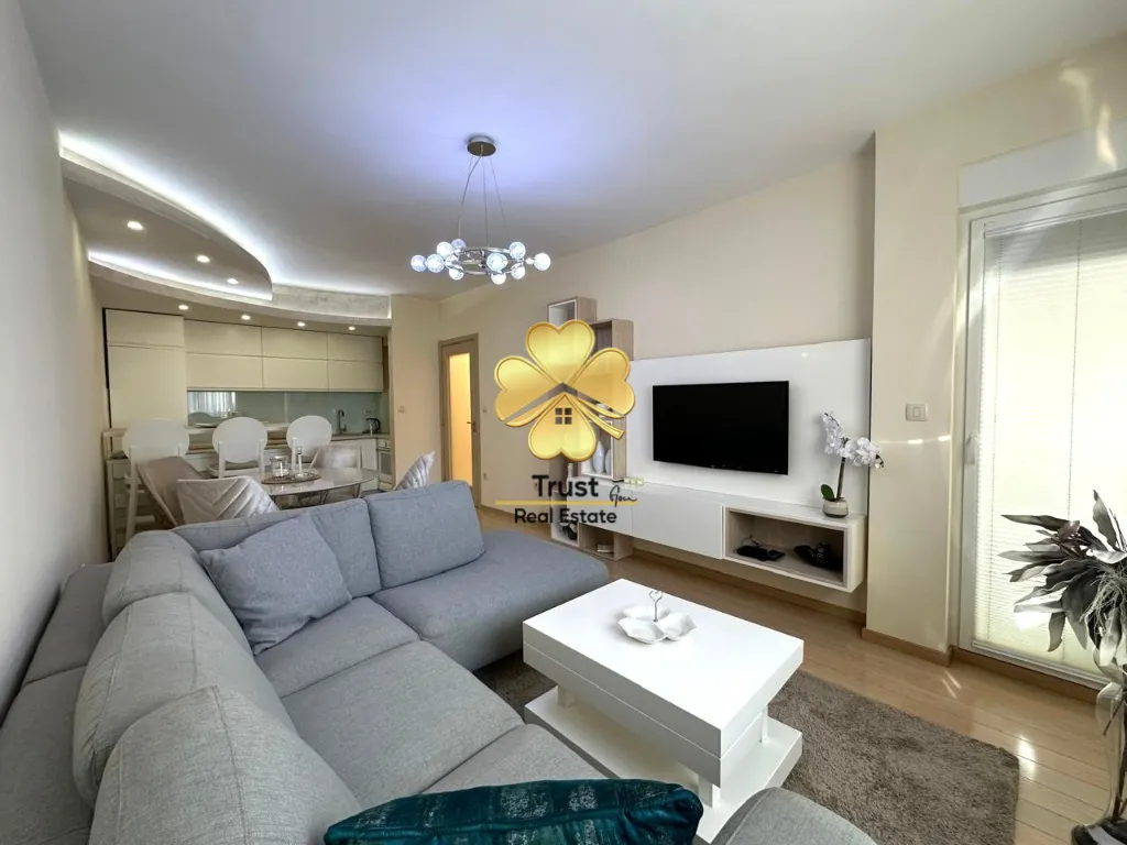 Rent, two bedroom apartment, 70m², City Kvart, Podgorica