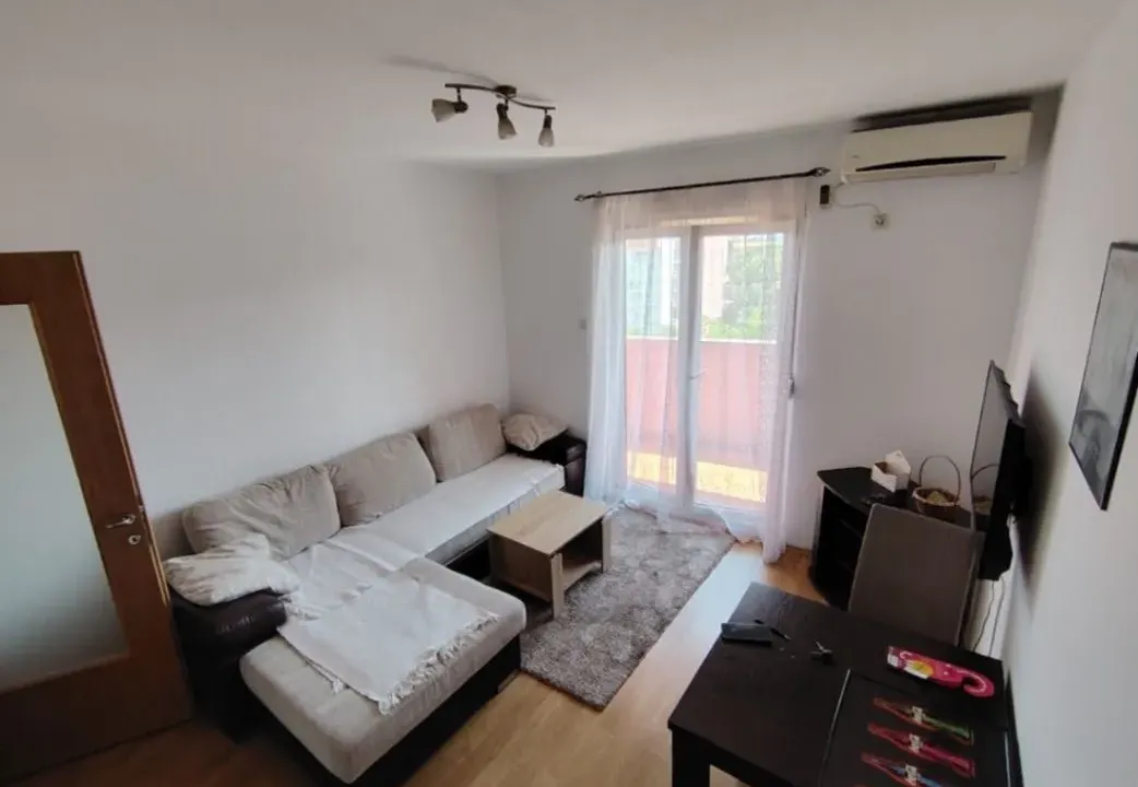 Izdavanje, garsonjera, 29m², Krivi Most, Podgorica