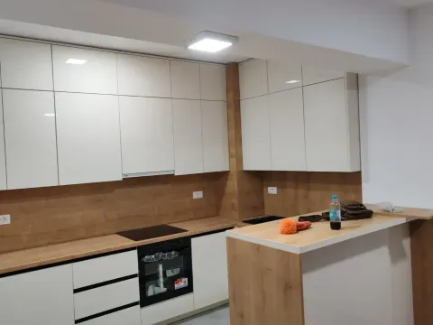 Izdavanje, dvosoban stan, 79m², Momišići, Podgorica - image 4