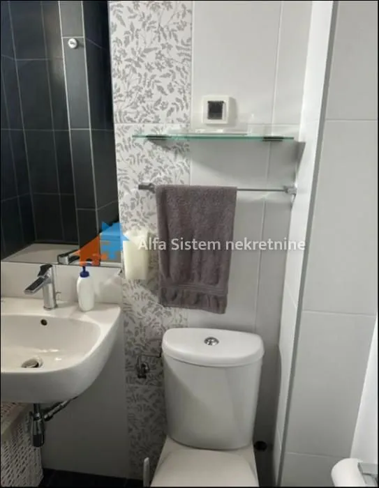 Izdavanje, trosoban stan, 80m², Lekino Brdo, Voždovac Sve Podlokacije